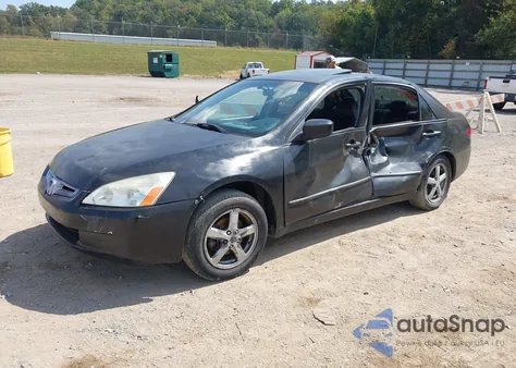 2004 Honda Accord 2.4 Ex z USA, uszkodzony, nr VIN 1HGCM56894A067340